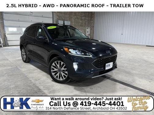 2022 Ford Escape Titanium Hybrid