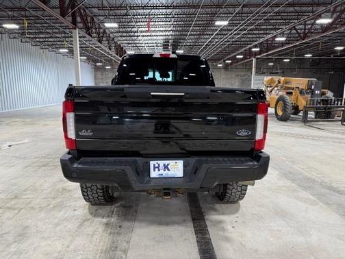 2017 Ford F-350 Platinum