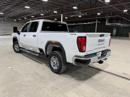2024 GMC Sierra 2500 Pro