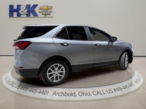 Sterling Gray Metallic 2024 Chevrolet Equinox LT