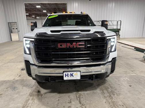 2024 GMC Sierra 2500 Pro