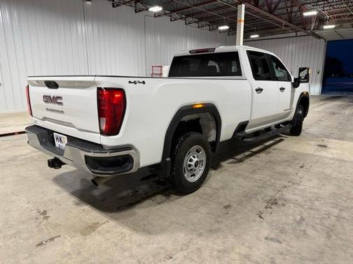 2024 GMC Sierra 2500 Pro