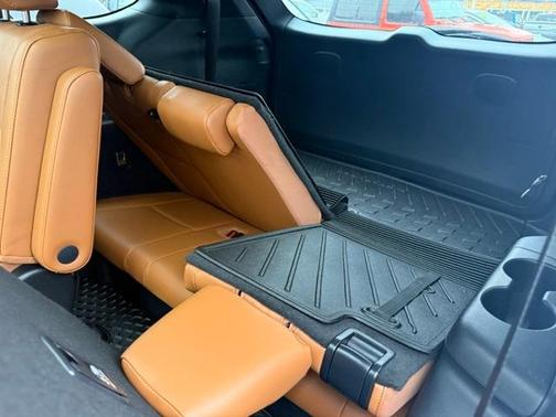 2025 Toyota Highlander Hybrid Platinum