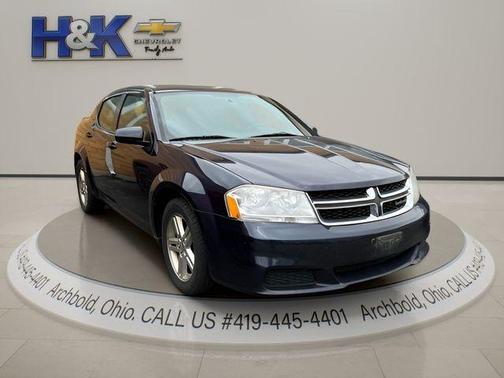 Blackberry Pearlcoat 2012 Dodge Avenger SXT