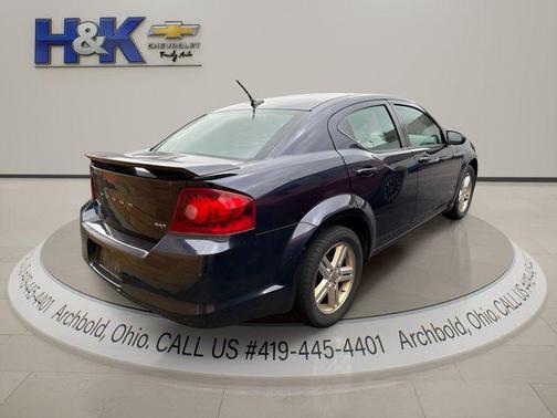 Blackberry Pearlcoat 2012 Dodge Avenger SXT