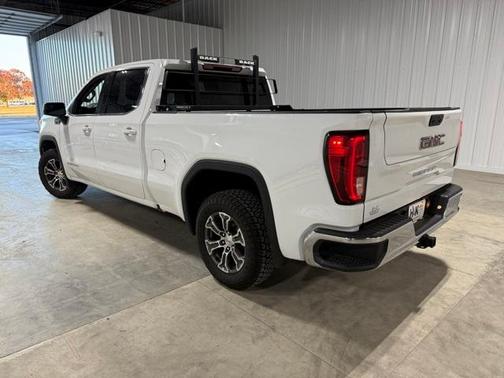 2022 GMC Sierra 1500 SLE