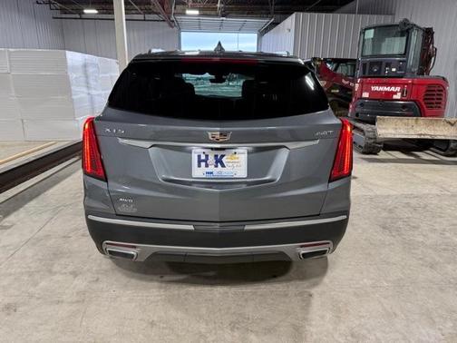 2022 Cadillac XT5 Premium Luxury