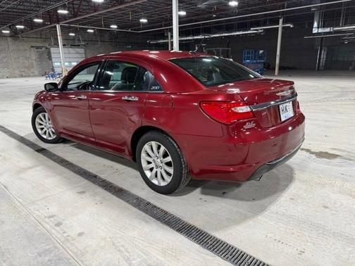 2013 Chrysler 200 Limited
