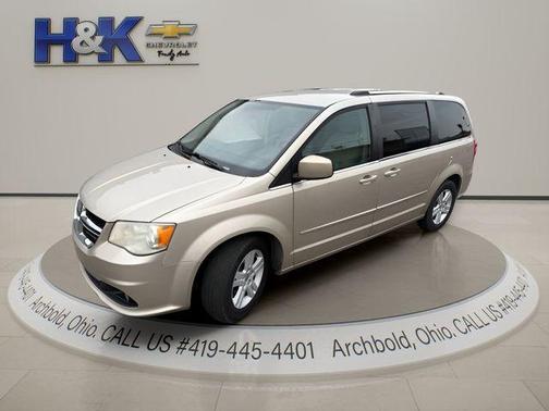 Cashmere Pearlcoat 2013 Dodge Grand Caravan Crew
