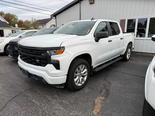 2023 Chevrolet Silverado 1500 Custom