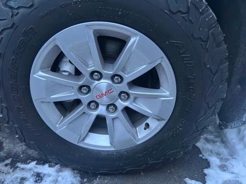 2022 GMC Sierra 1500 SLE