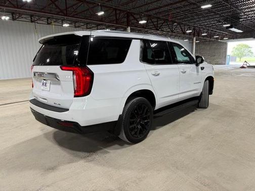 2022 GMC Yukon SLE