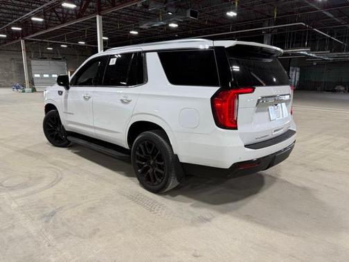 2022 GMC Yukon SLE