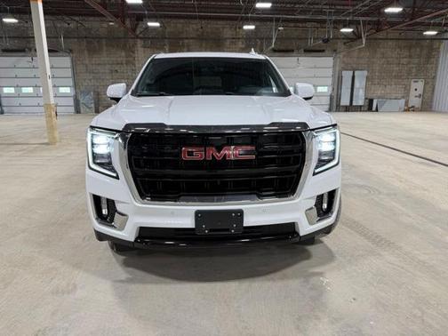2022 GMC Yukon SLE