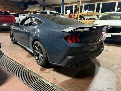 2024 Ford Mustang Dark Horse
