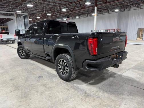 2022 GMC Sierra 2500 AT4