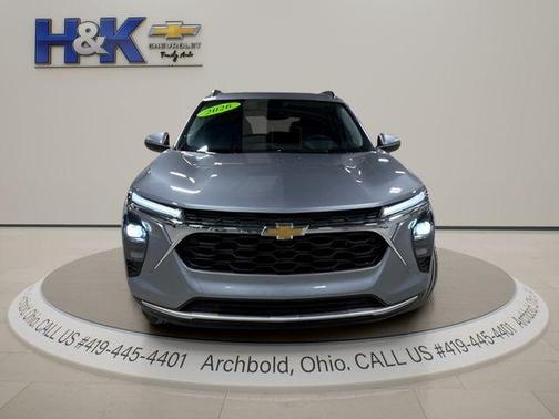 Sterling Gray Metallic 2026 Chevrolet Trax LT