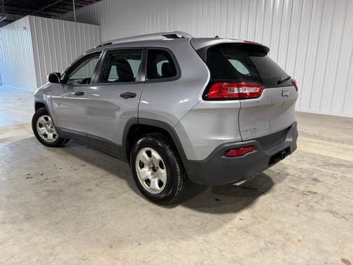 2017 Jeep Cherokee Sport