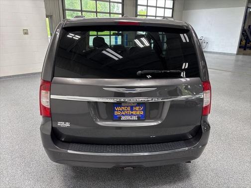 2015 Chrysler Town & Country Touring