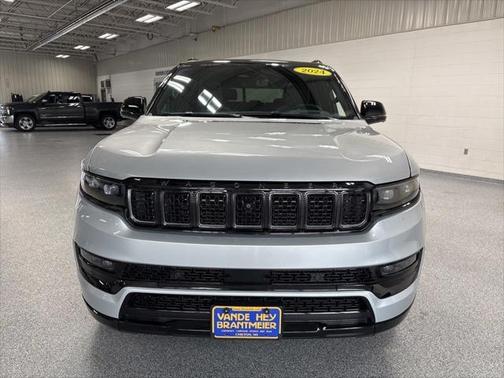 2024 Jeep Grand Wagoneer L Series II 4x4