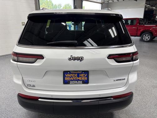 2023 Jeep Grand Cherokee L Laredo
