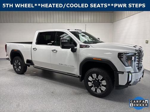 2024 GMC Sierra 2500 Denali