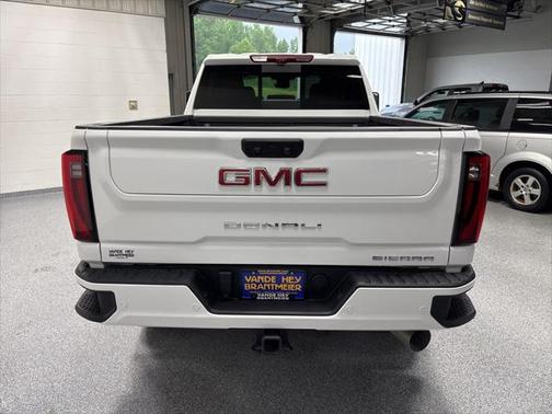 2024 GMC Sierra 2500 Denali