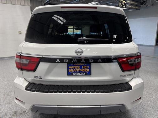 2024 Nissan Armada Platinum 4WD