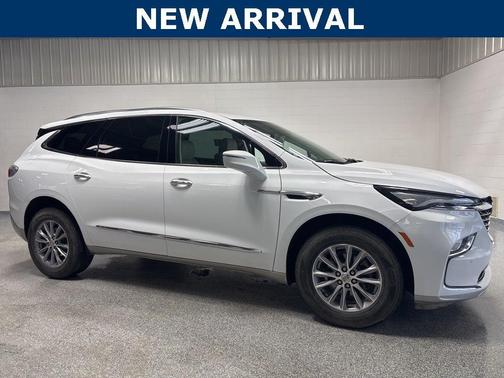 2024 Buick Enclave Essence AWD