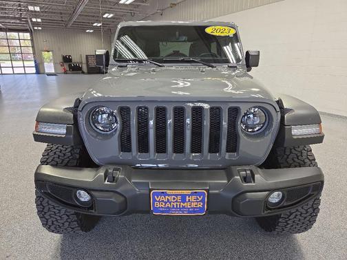 Sting-Gray Clearcoat 2023 Jeep Wrangler 4-Door High Tide 4x4
