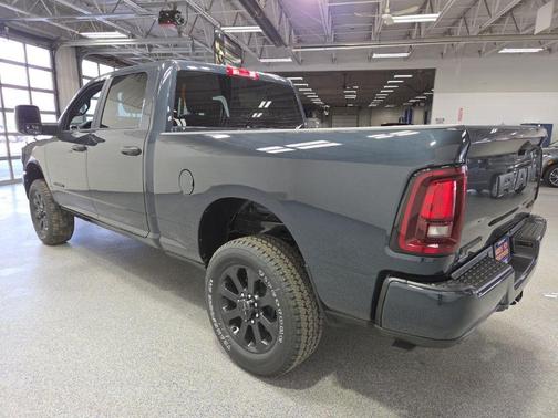 2026 RAM 2500 Big Horn Crew Cab 4x4 6'4' Box