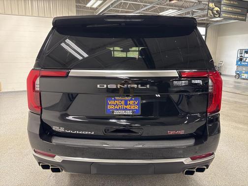 2025 GMC Yukon XL Denali