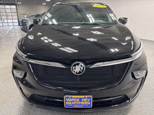 2023 Buick Enclave Essence AWD