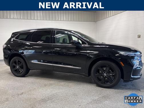 2023 Buick Enclave Essence AWD