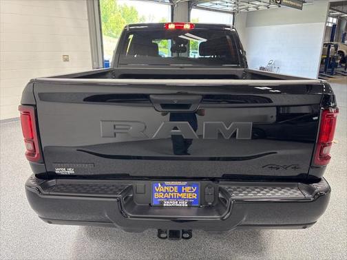 2025 RAM 2500 Big Horn Crew Cab 4x4 6'4' Box
