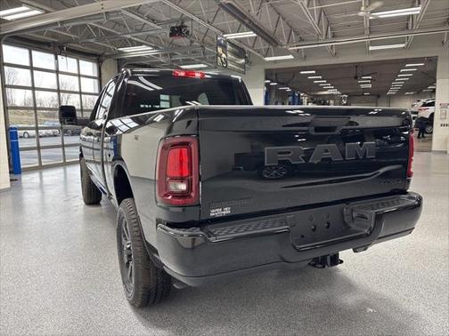 2025 RAM 2500 Big Horn Crew Cab 4x4 6'4' Box