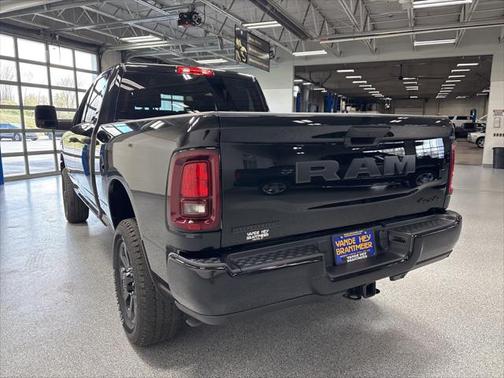 2025 RAM 2500 Big Horn Crew Cab 4x4 6'4' Box