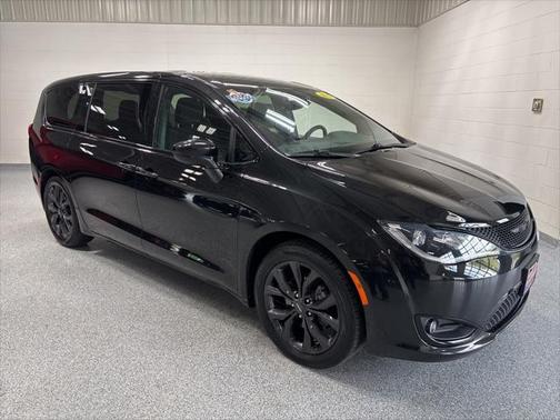 2019 Chrysler Pacifica Touring Plus
