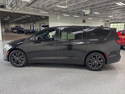 2019 Chrysler Pacifica Touring Plus