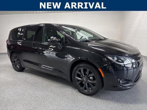 2019 Chrysler Pacifica Touring Plus