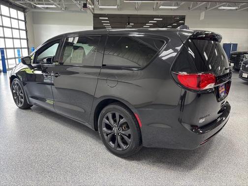 2019 Chrysler Pacifica Touring Plus