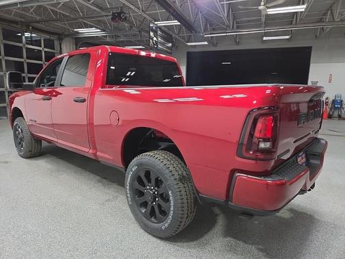Molten Red Pearl-Coat Exterior Paint 2026 RAM 2500 Big Horn Crew Cab 4x4 6'4' Box