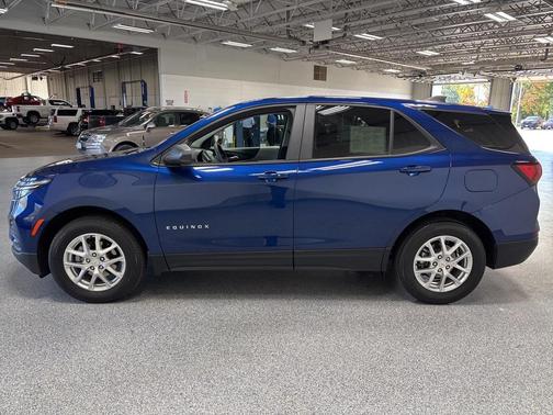 2022 Chevrolet Equinox LS