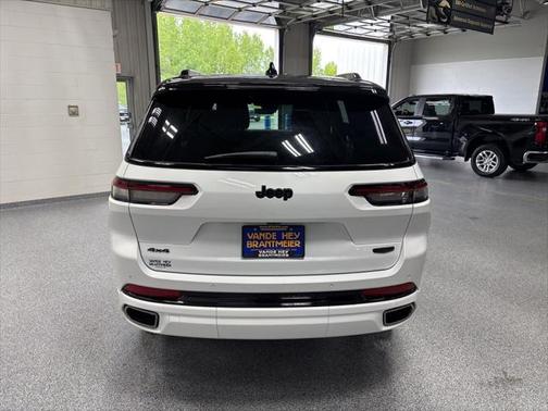 2025 Jeep Grand Cherokee L Summit