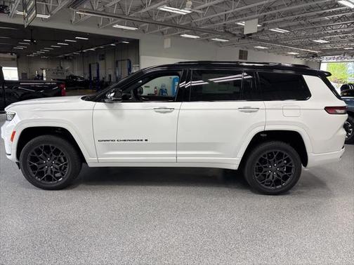 2025 Jeep Grand Cherokee L Summit