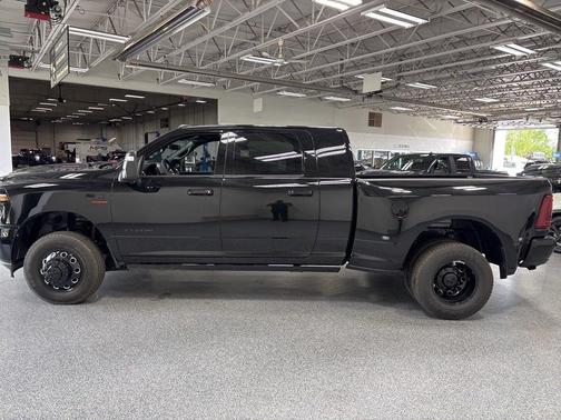 2025 RAM 3500 Laramie Mega Cab 4x4 6'4' Box