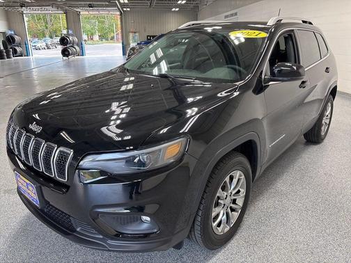 2021 Jeep Cherokee Latitude Lux