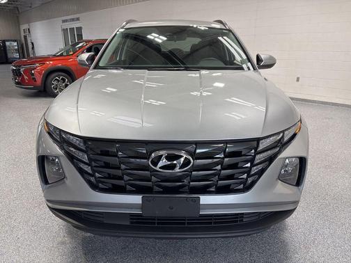 Shimmering Silver 2024 Hyundai TUCSON SEL