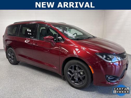 2020 Chrysler Pacifica Touring-L Plus