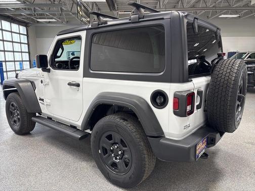 2021 Jeep Wrangler Sport